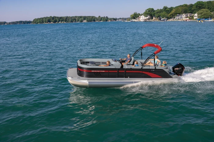 Pontoons Img