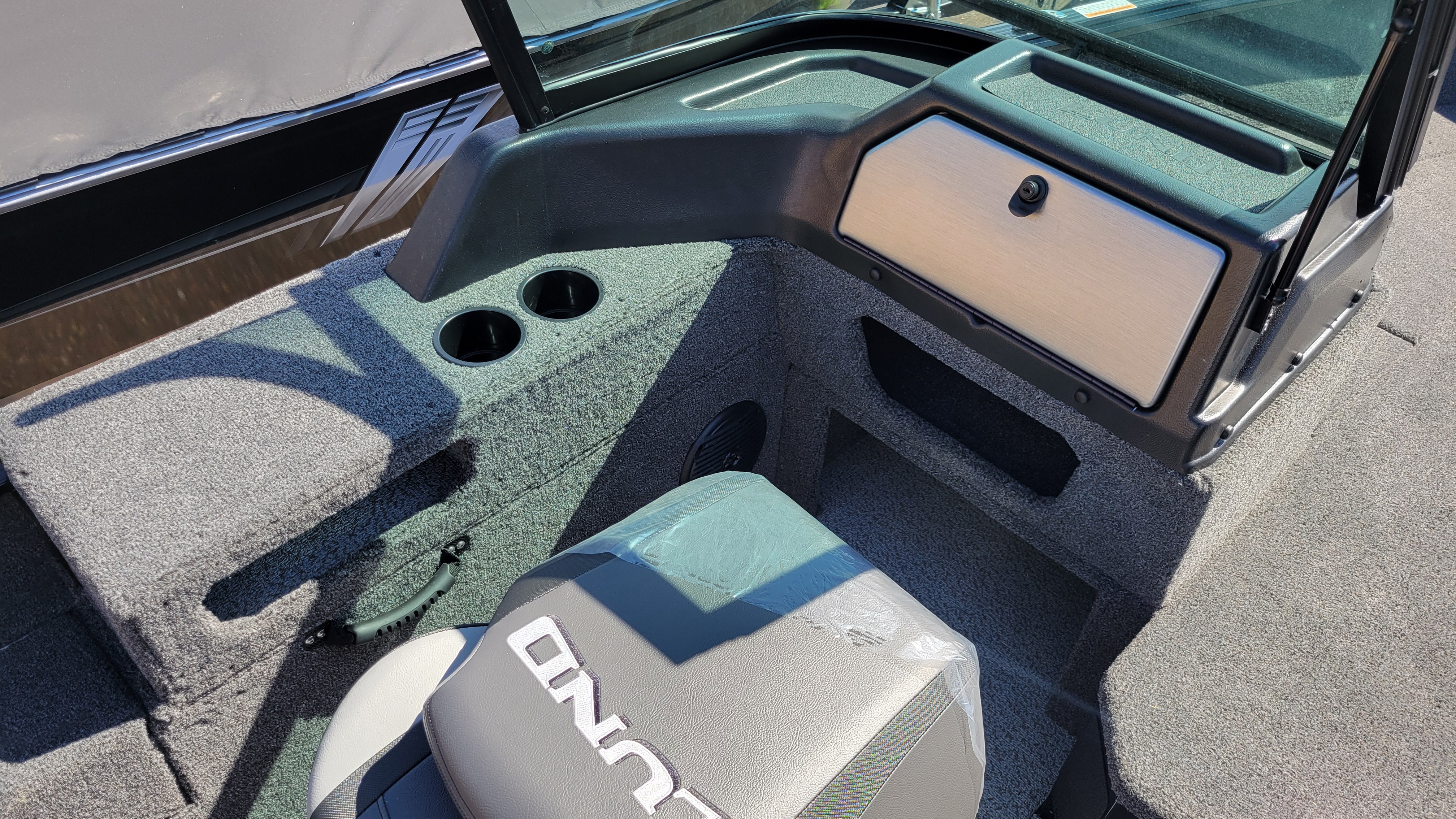 2026 LUND 1875 IMPACT XS BOAT