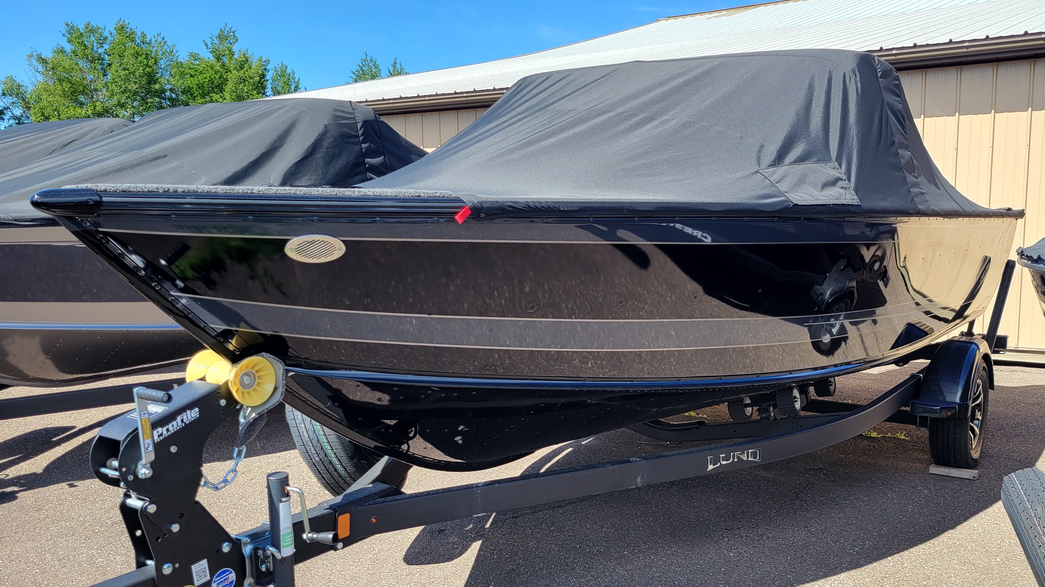 2026 LUND 1875 IMPACT XS BOAT